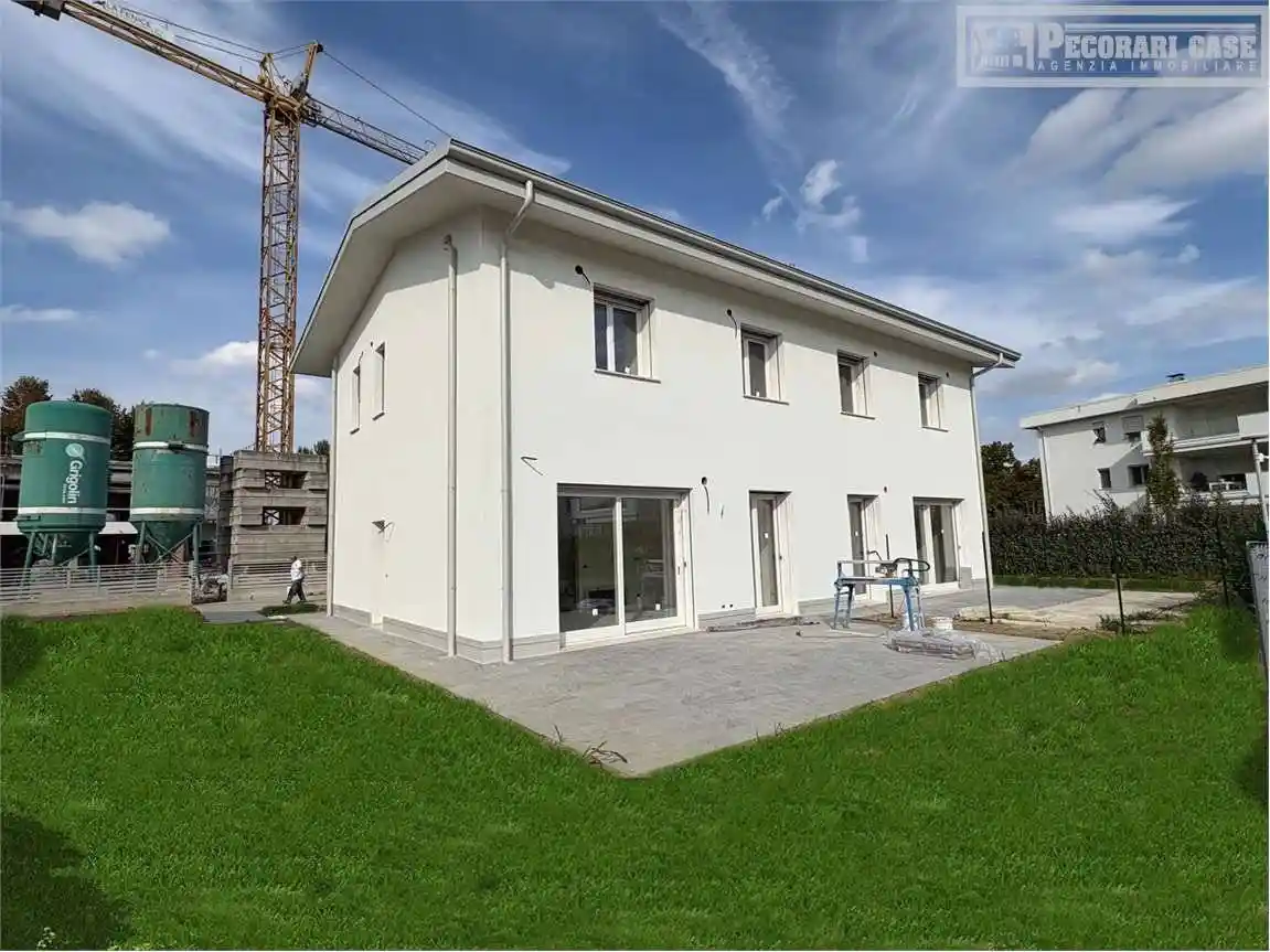 Villa in vendita a Modena