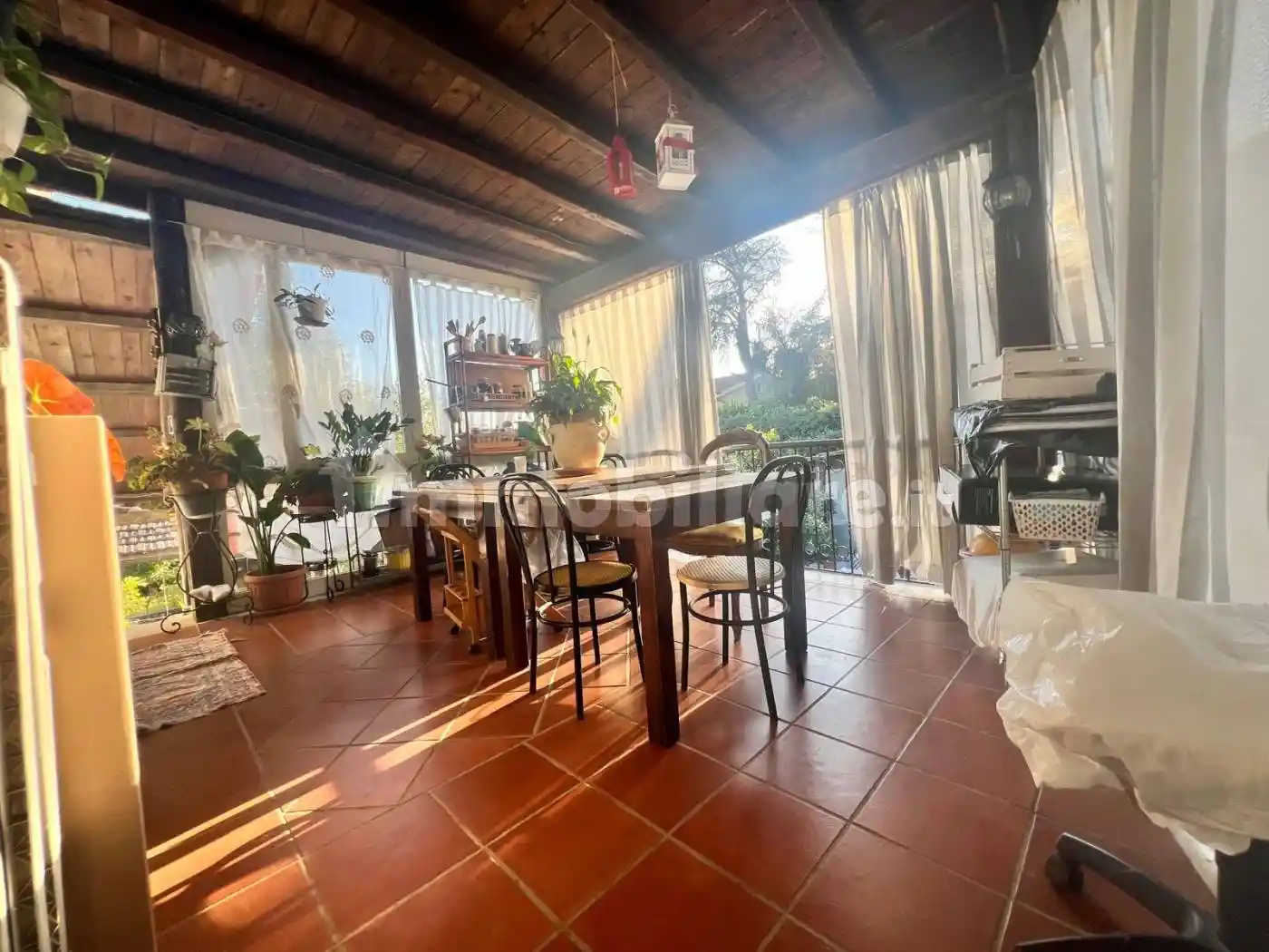 Palazzo - Edificio in vendita a Sacrofano