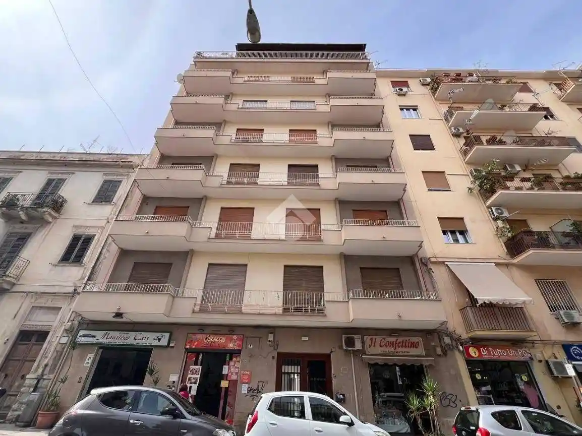 Appartamento in vendita a Palermo