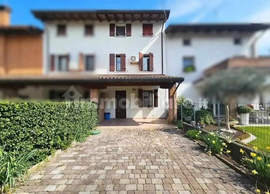 Casa indipendente in vendita a Muzzana del Turgnano