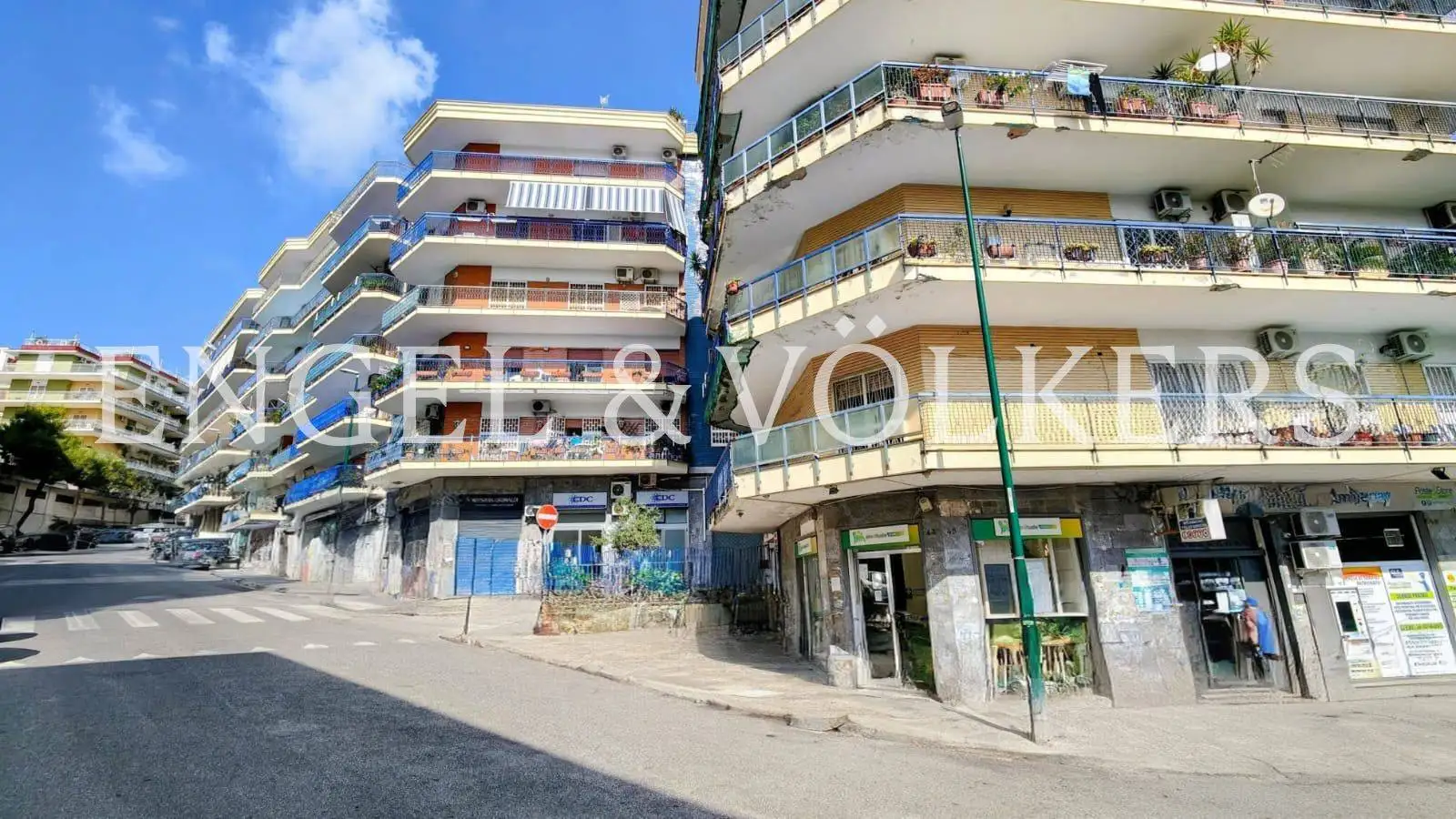 Appartamento in vendita a Napoli