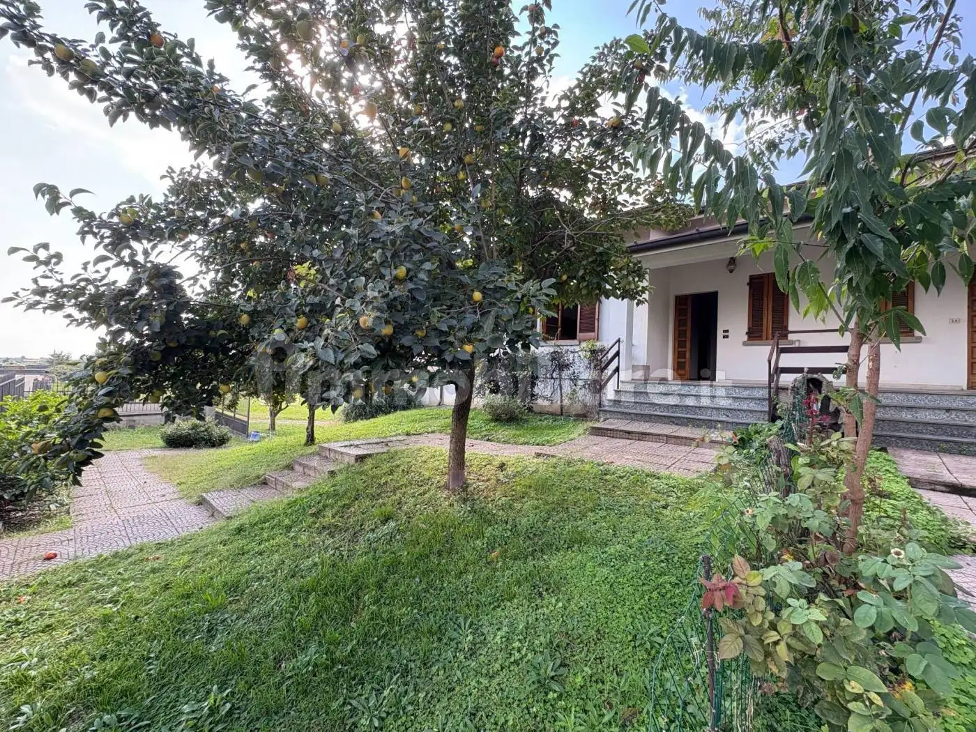 Villa in vendita a Rodengo Saiano