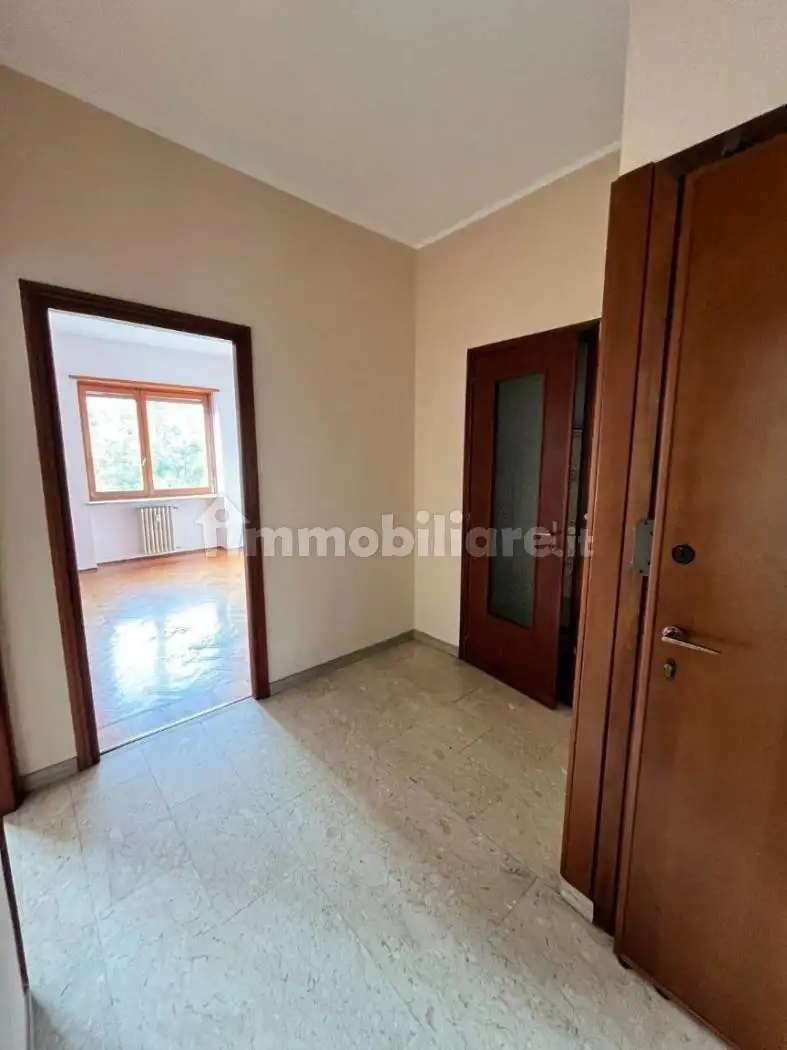 Trilocale viale Vittorio Veneto 11, Centro, Chivasso - foto 3