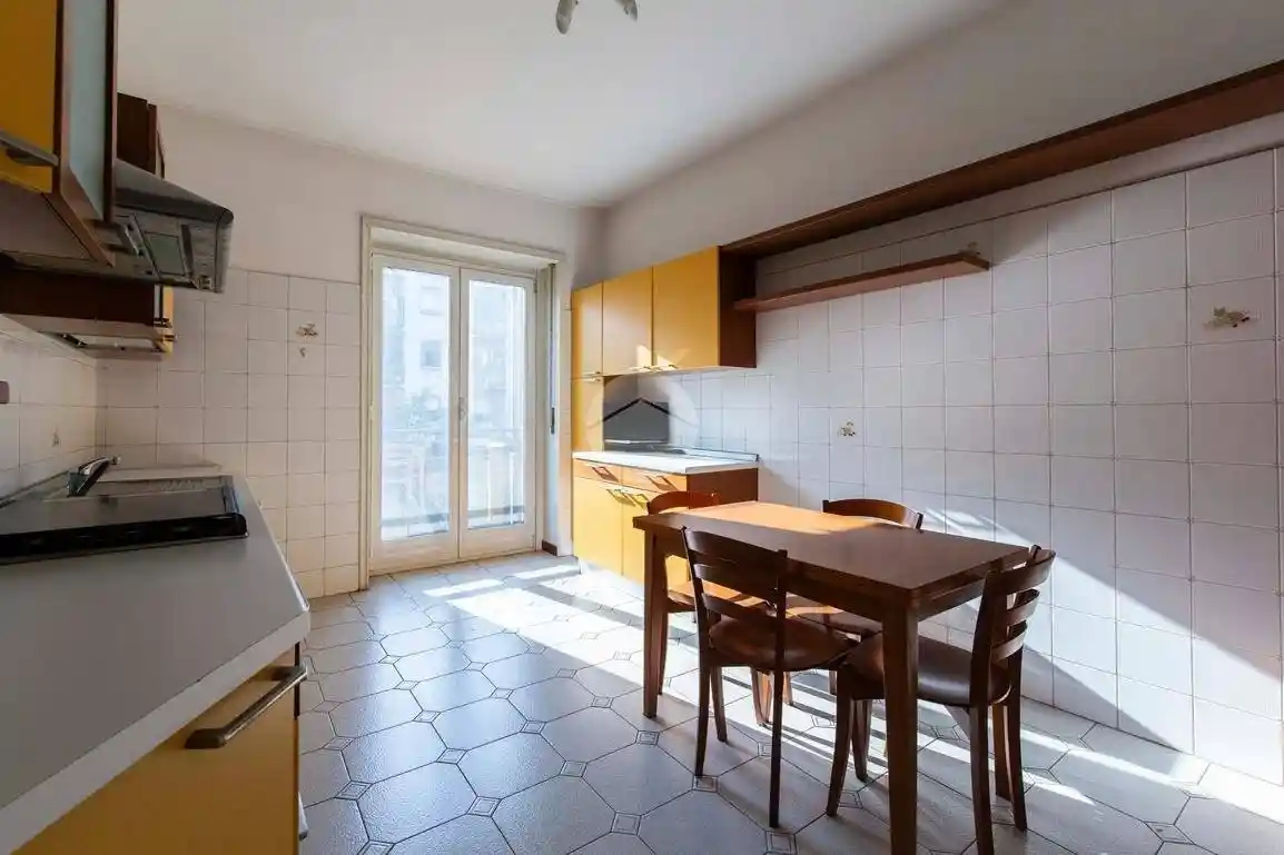 Bilocale via Alfonso Capecelatro 38, San Siro, Milano - foto 2