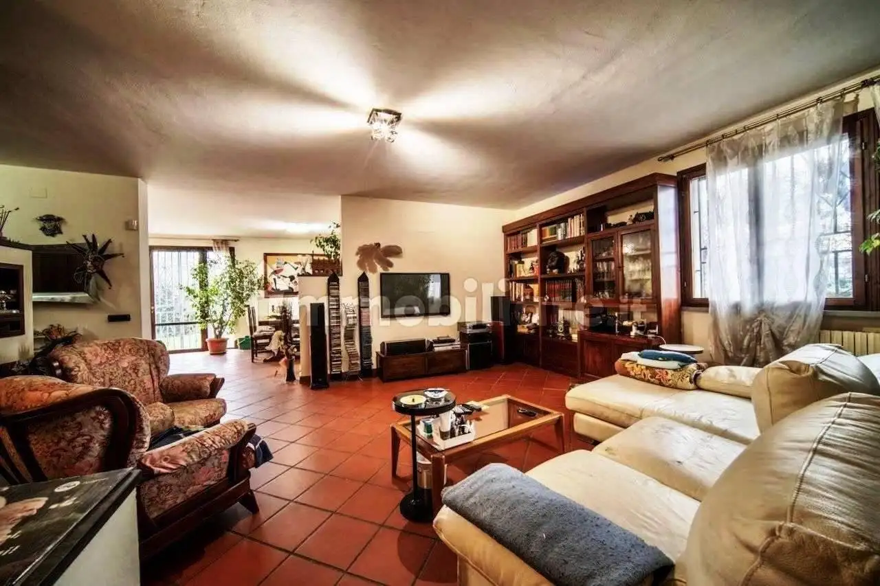 Villa in vendita a San Giuliano Terme