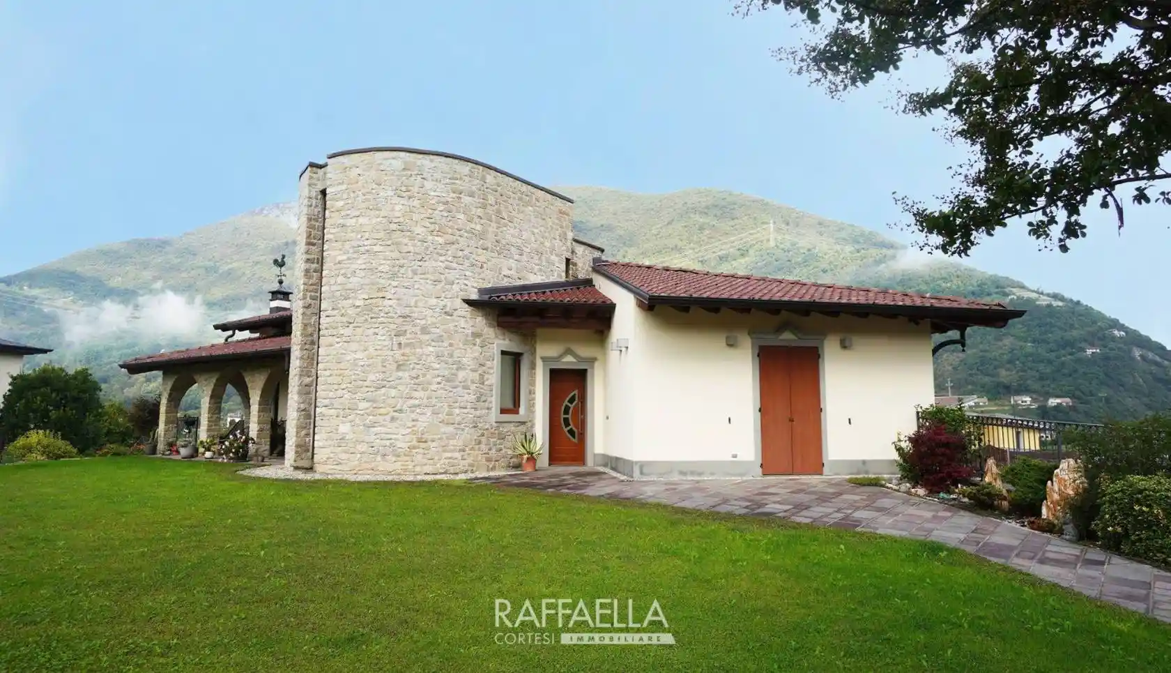 Villa unifamiliare via Europa Unita 25, Berzo San Fermo - foto 2