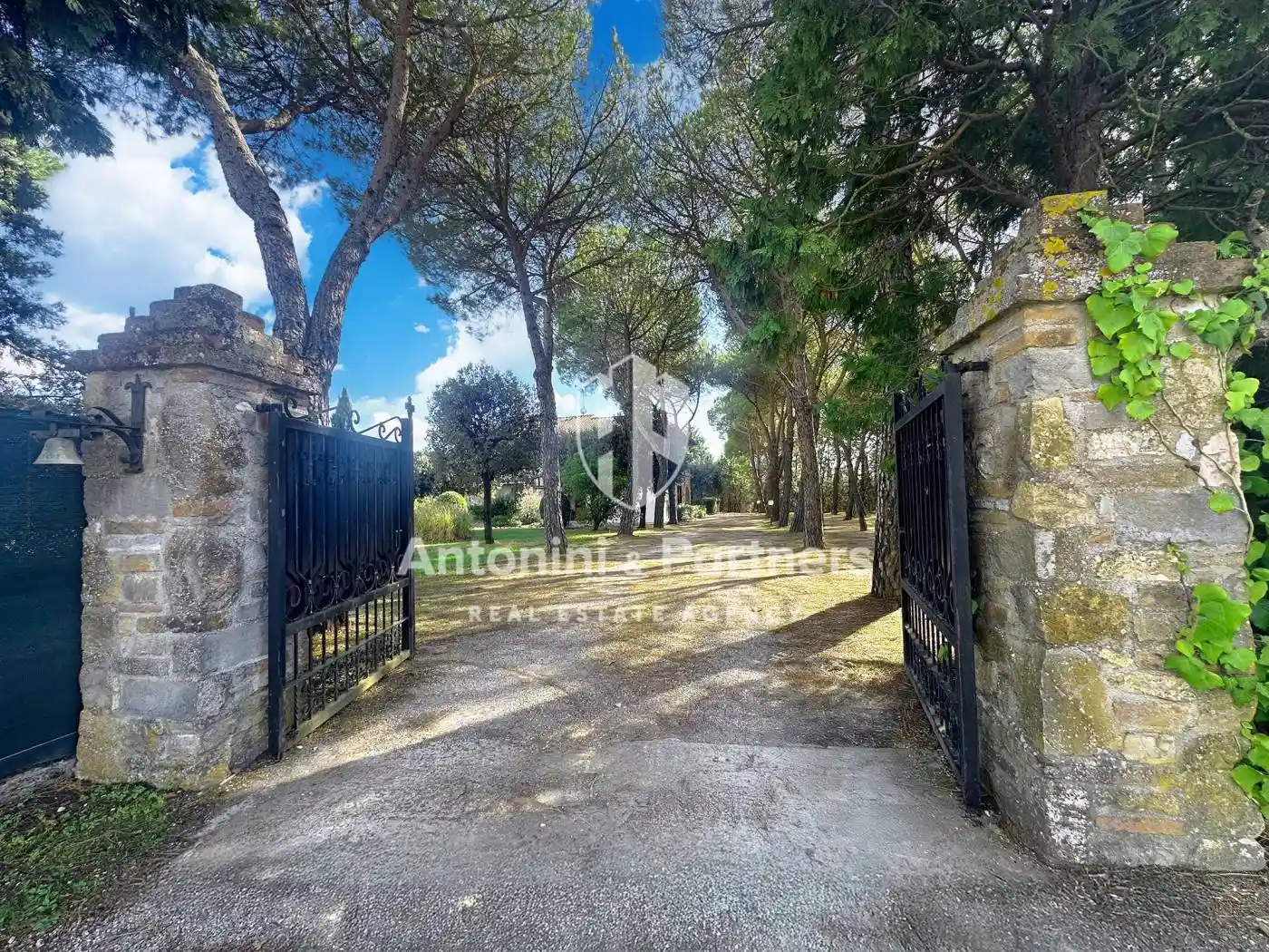 Casale via dei Partigiani, Villastrada, Castiglione del Lago - foto 2