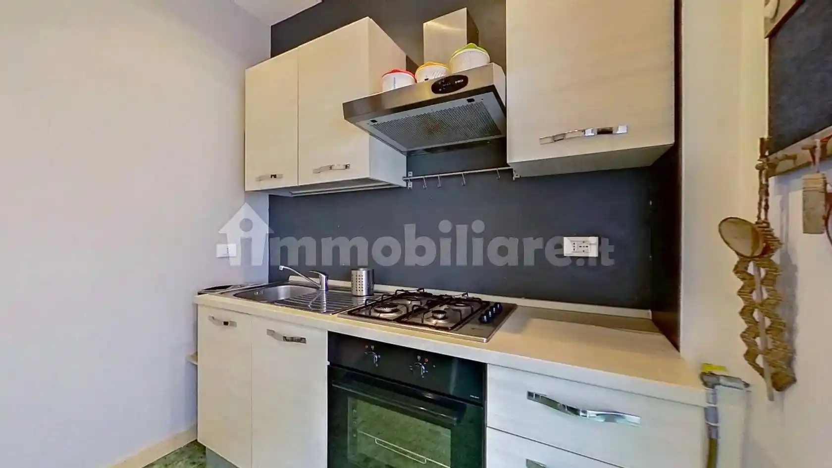 Trilocale via Demetriade 72, Arco di Travertino, Roma - foto 5