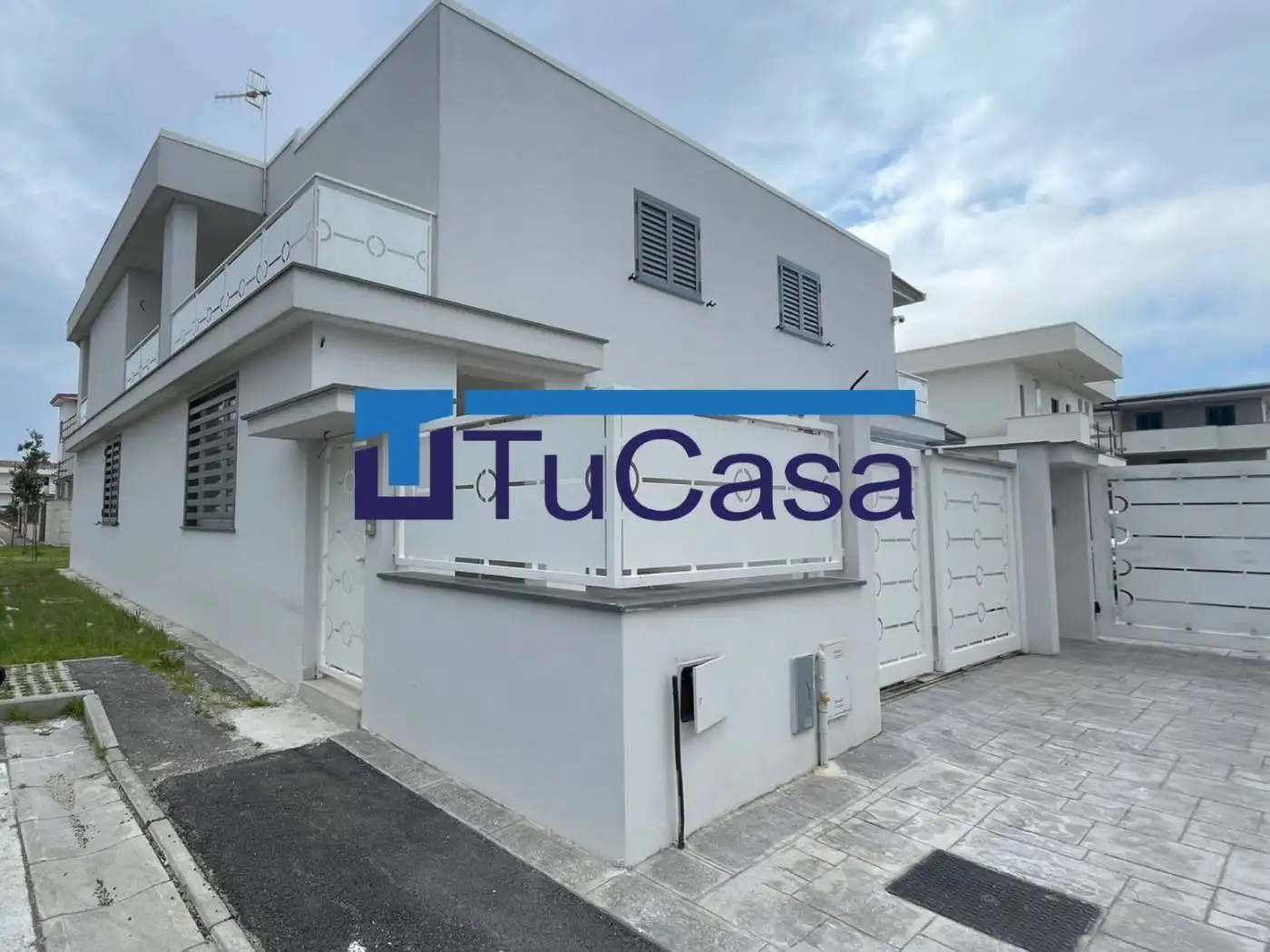 Villa in vendita a Parete