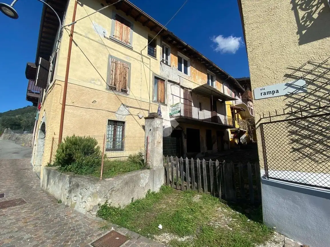 Rustico - Casale in vendita a Sale Marasino