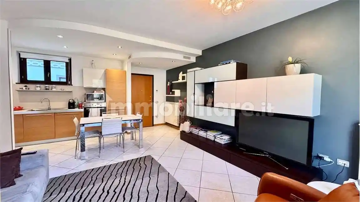 Trilocale via Marco Polo, Centro, Costa Volpino - foto 3