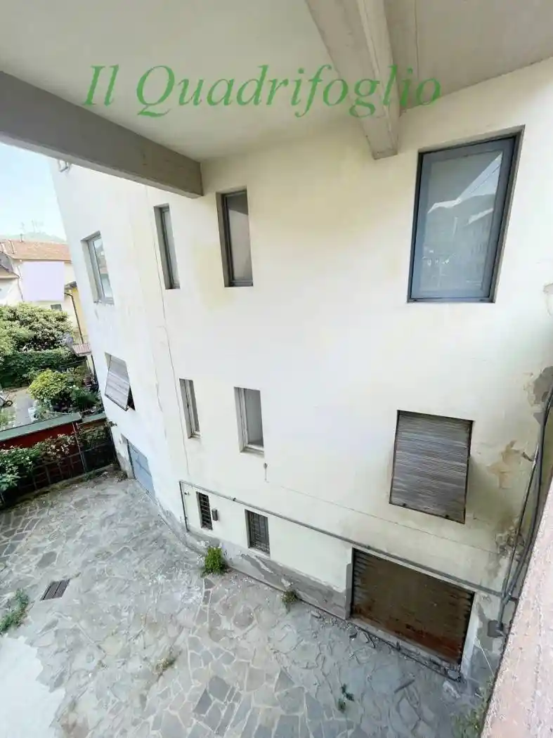 Villa unifamiliare Strada Regionale di Val di Setta e Val di Bisenzio, Carteano, Prato - foto 4