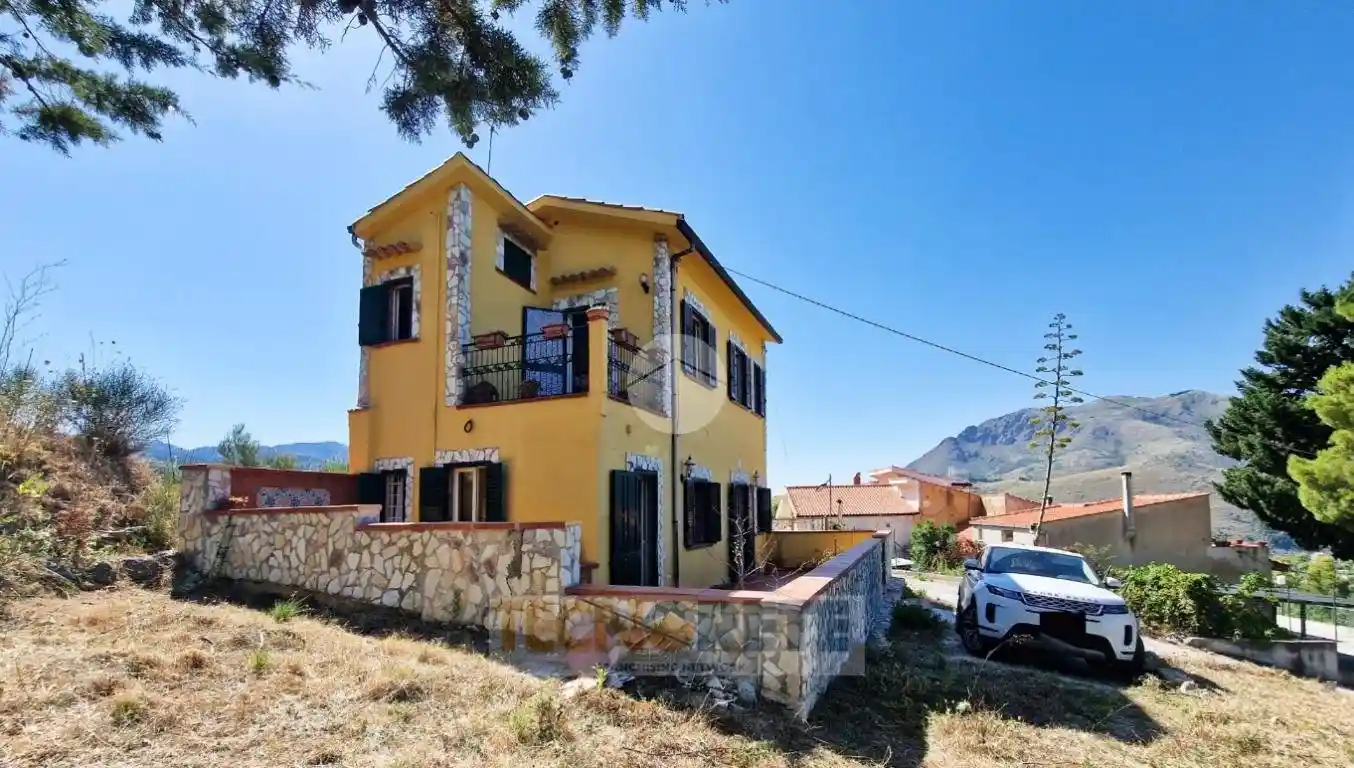Casa indipendente in vendita a Monreale