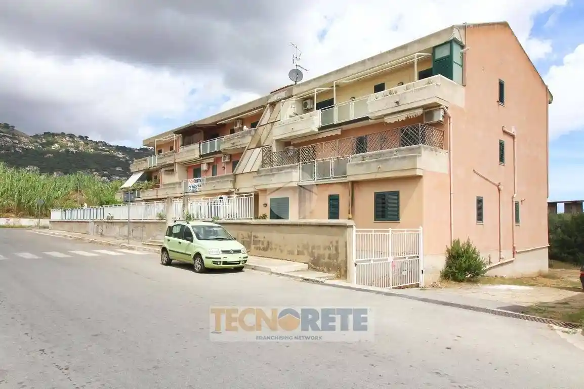 Appartamento in vendita a Monreale