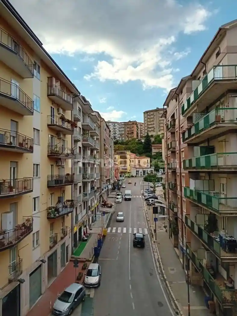 Quadrilocale via Nicola Vaccaro 248, Centro, Potenza - foto 3