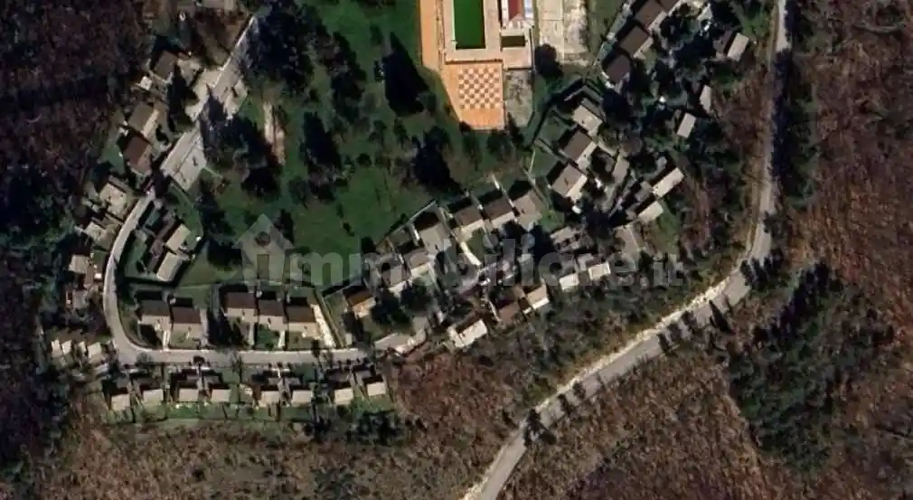 Appartamento Localita' Rovitolo, Colmartese, Montefortino - foto 2