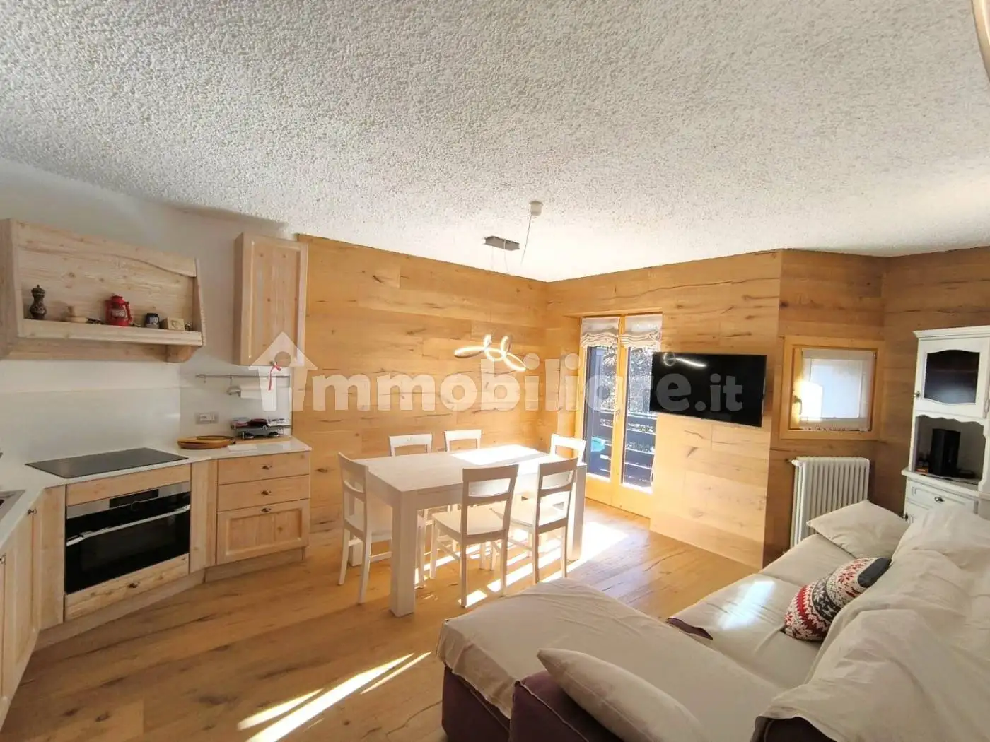 Trilocale via Guglielmo Marconi 33, Centro, Chiesa in Valmalenco - foto 2