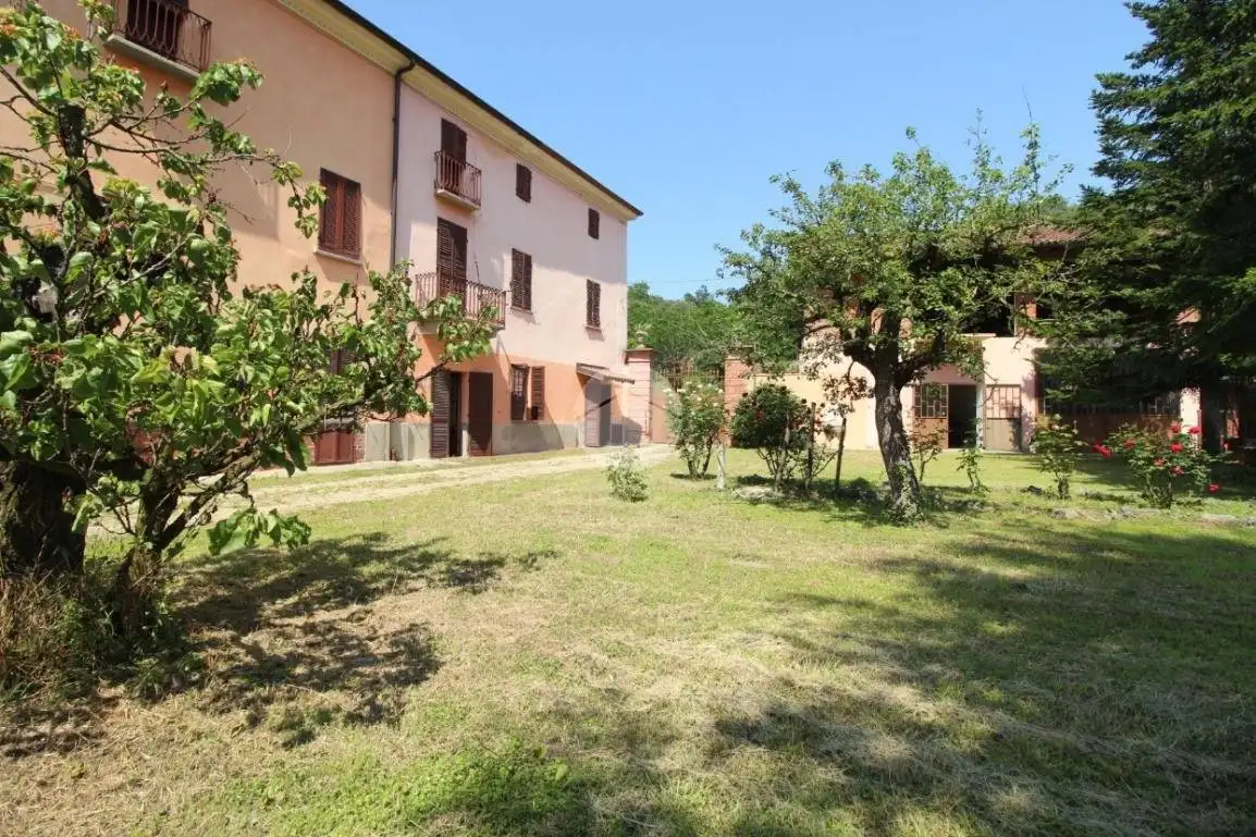 Casa indipendente in vendita a Baldissero d'Alba
