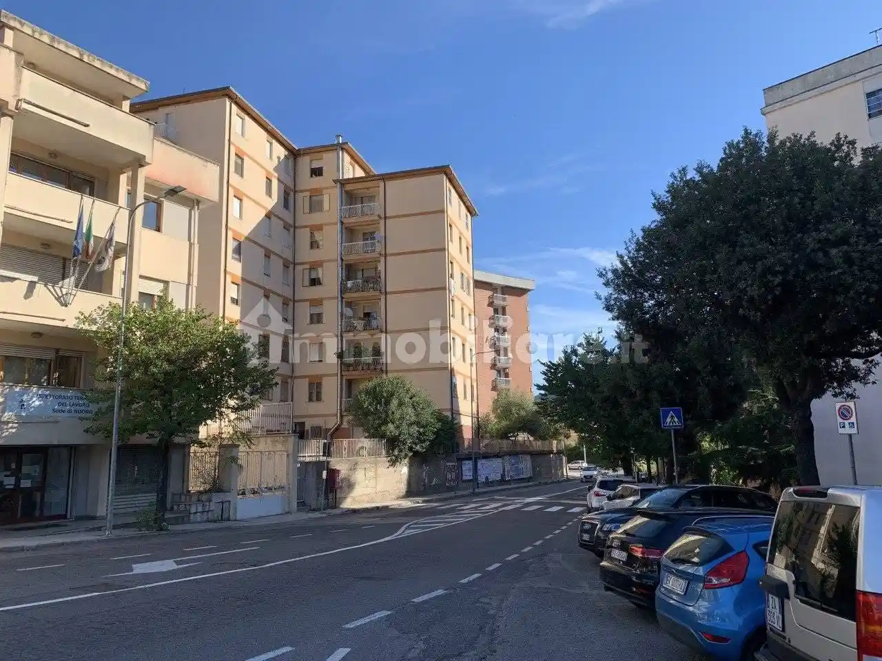 Palazzo - Edificio in vendita a Nuoro