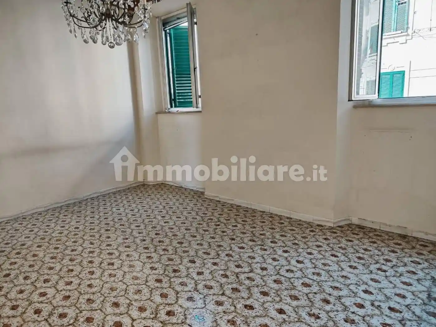 Appartamento in vendita a Livorno