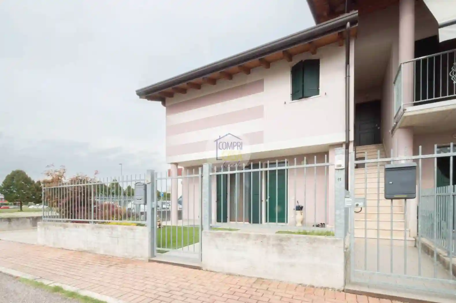 Villetta a schiera - foto 2