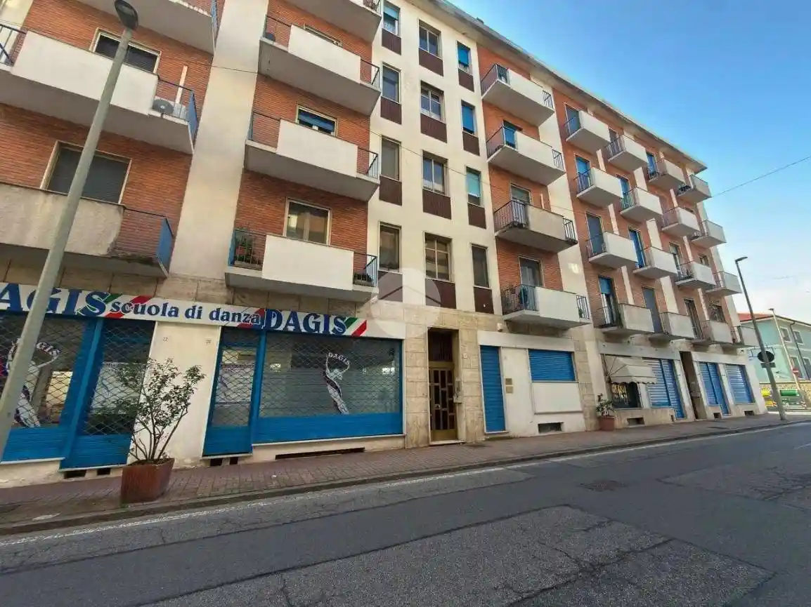 Appartamento in vendita a Vercelli