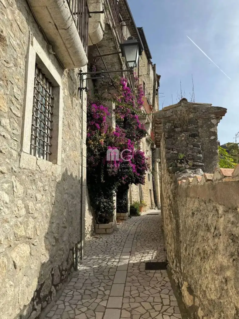 Appartamento in vendita a Guardia Sanframondi