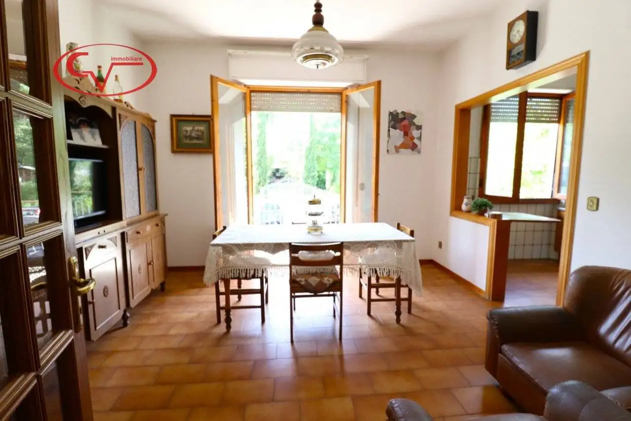 Casa indipendente in vendita a Montevarchi