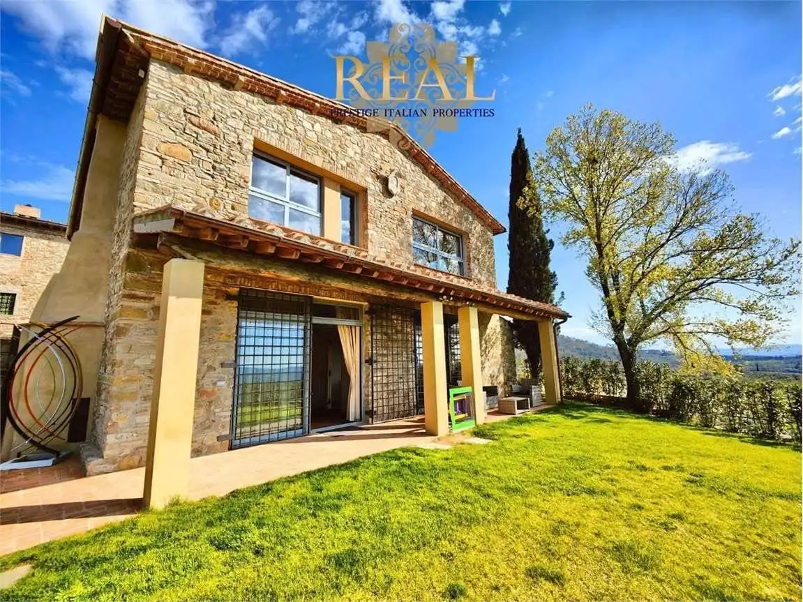 Casa indipendente in affitto a Bagno a Ripoli
