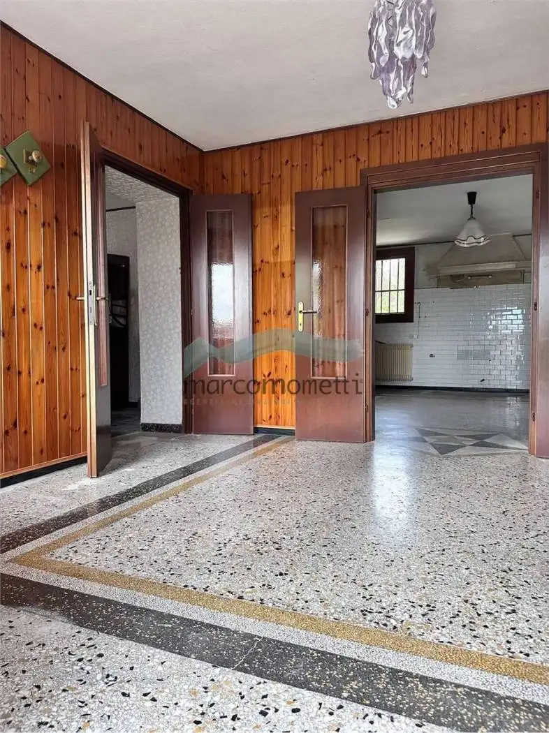 Villa unifamiliare, da ristrutturare, 300 m², Colle Umberto - foto 4