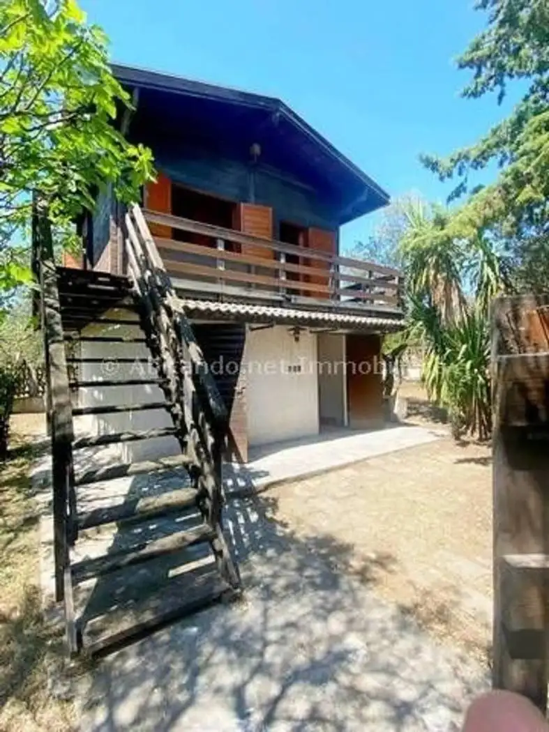 Villa in vendita a Loreto Aprutino