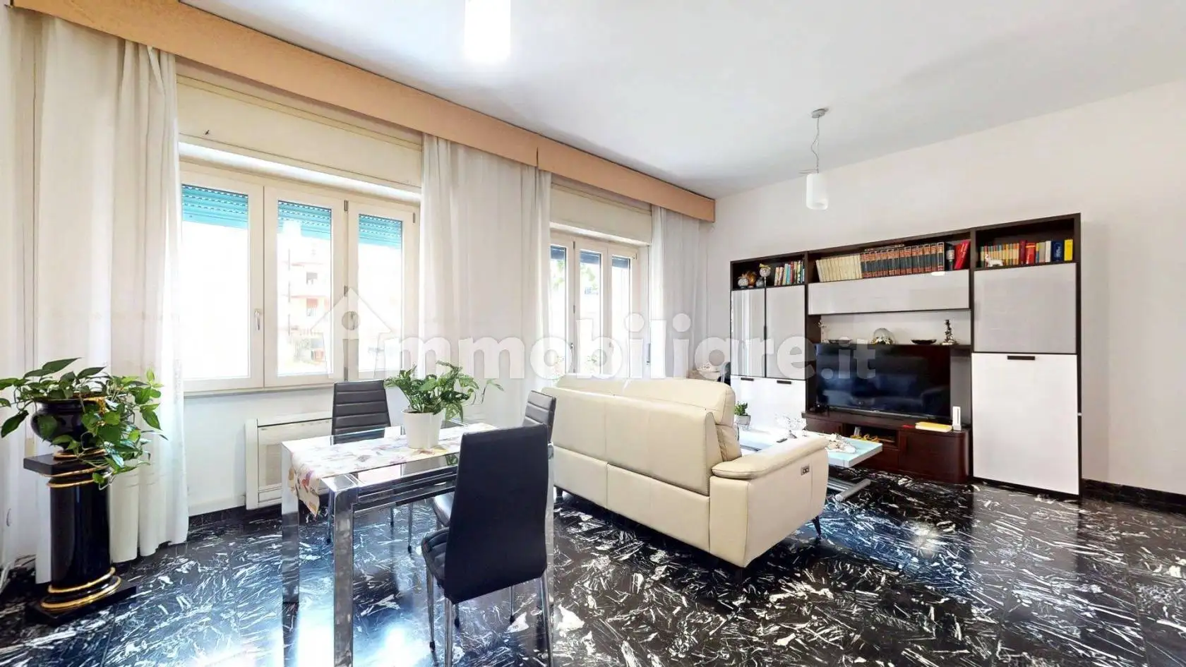 Appartamento in vendita a Cagliari