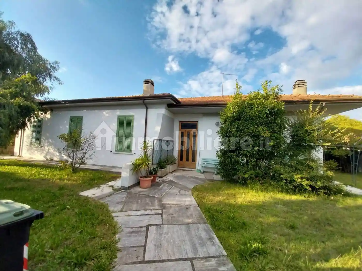 Villa in vendita a Carrara