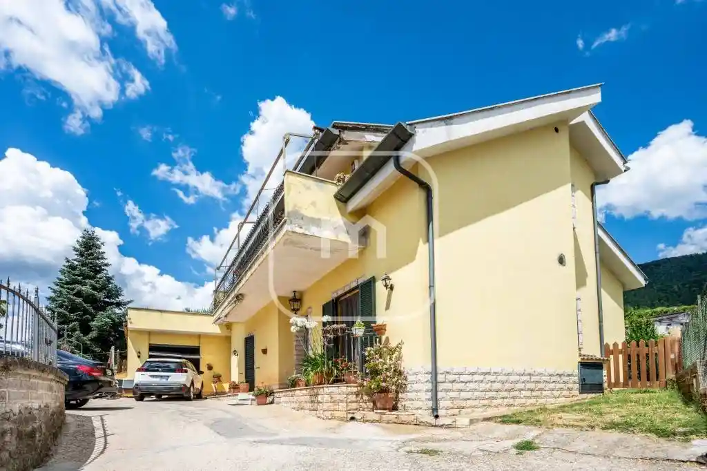 Villa in vendita a Velletri