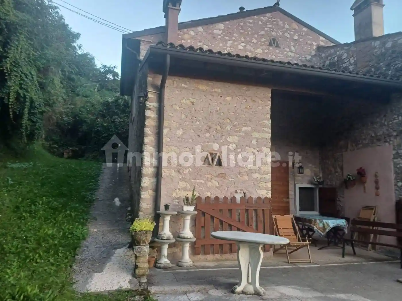 Rustico - Casale in vendita a Caprino Veronese