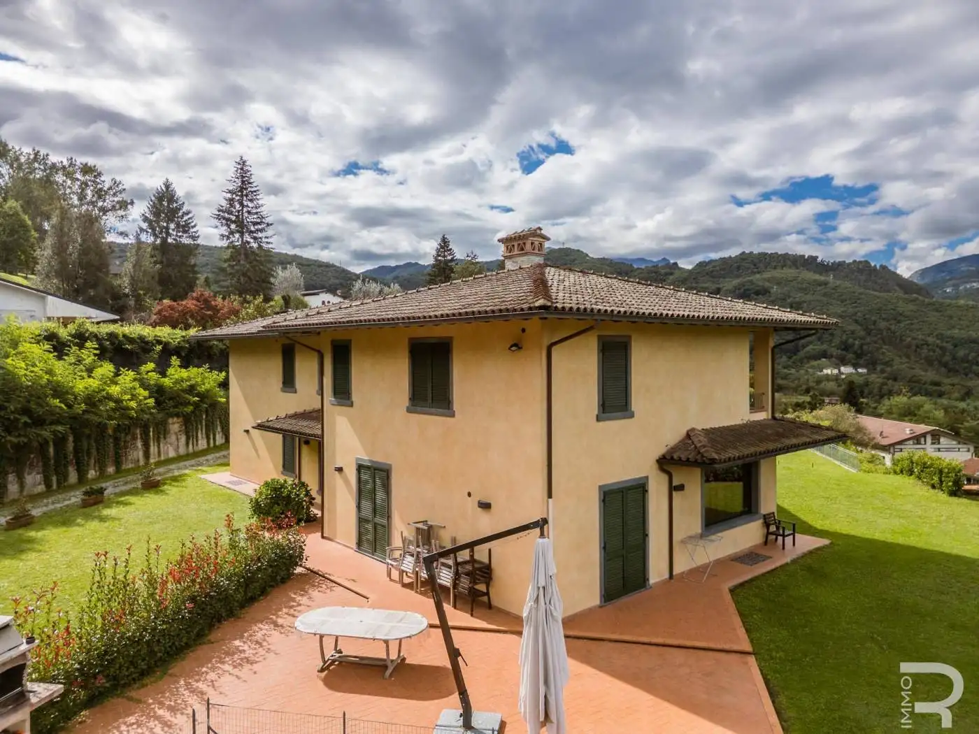 Villa unifamiliare via Nicola Fabrizi, Centro, Castelnuovo di Garfagnana - foto 2