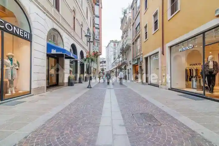 Appartamento in vendita a Padova