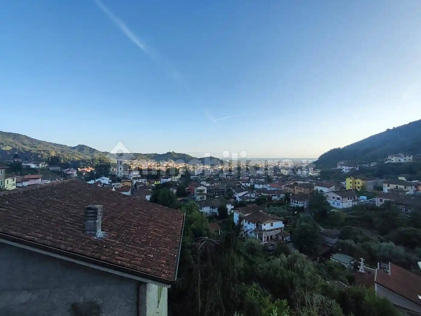 Villa in vendita a Carrara