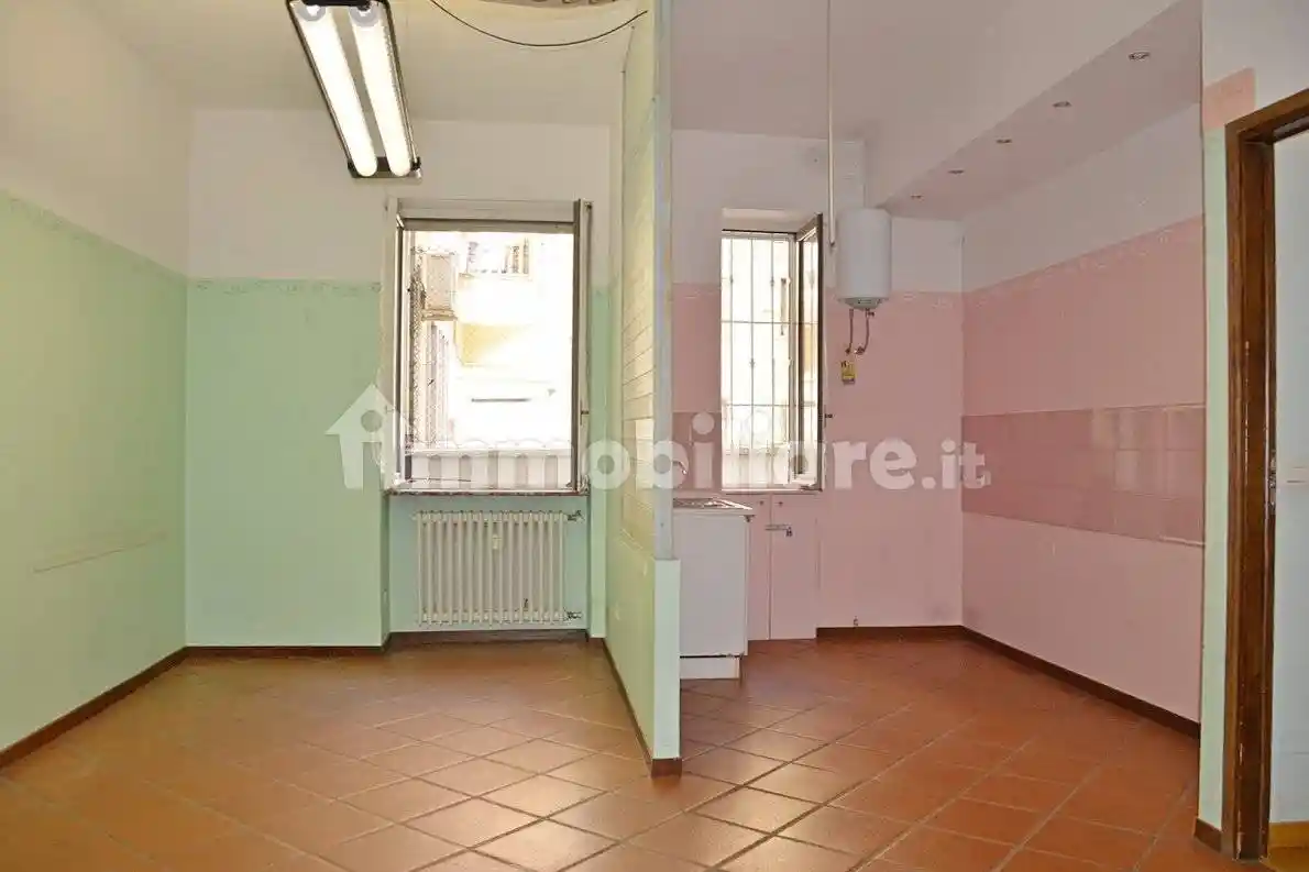 Bilocale via Bolzano 28, Rovereto, Milano - foto 2