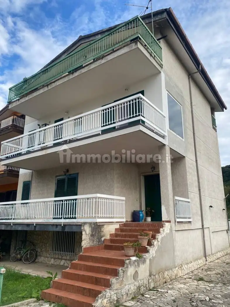 Villa in vendita a Battipaglia