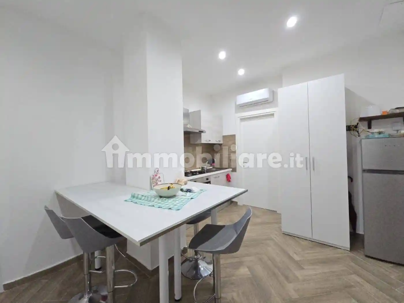 Monolocale viale del Poggio di Capodimonte 36, Colli Aminei - Capodimonte, Napoli - foto 4