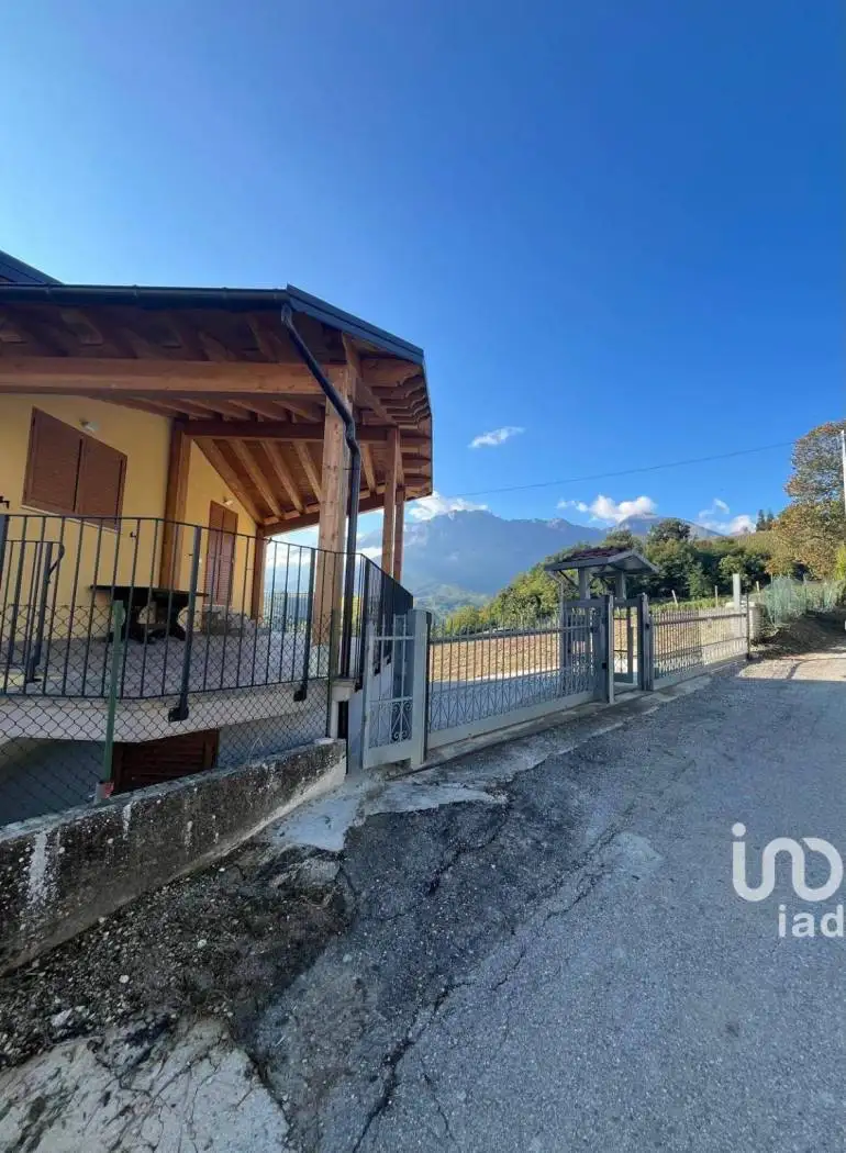 Villa plurifamiliare frazione Colledoro Case Sparse, Castelli - foto 4