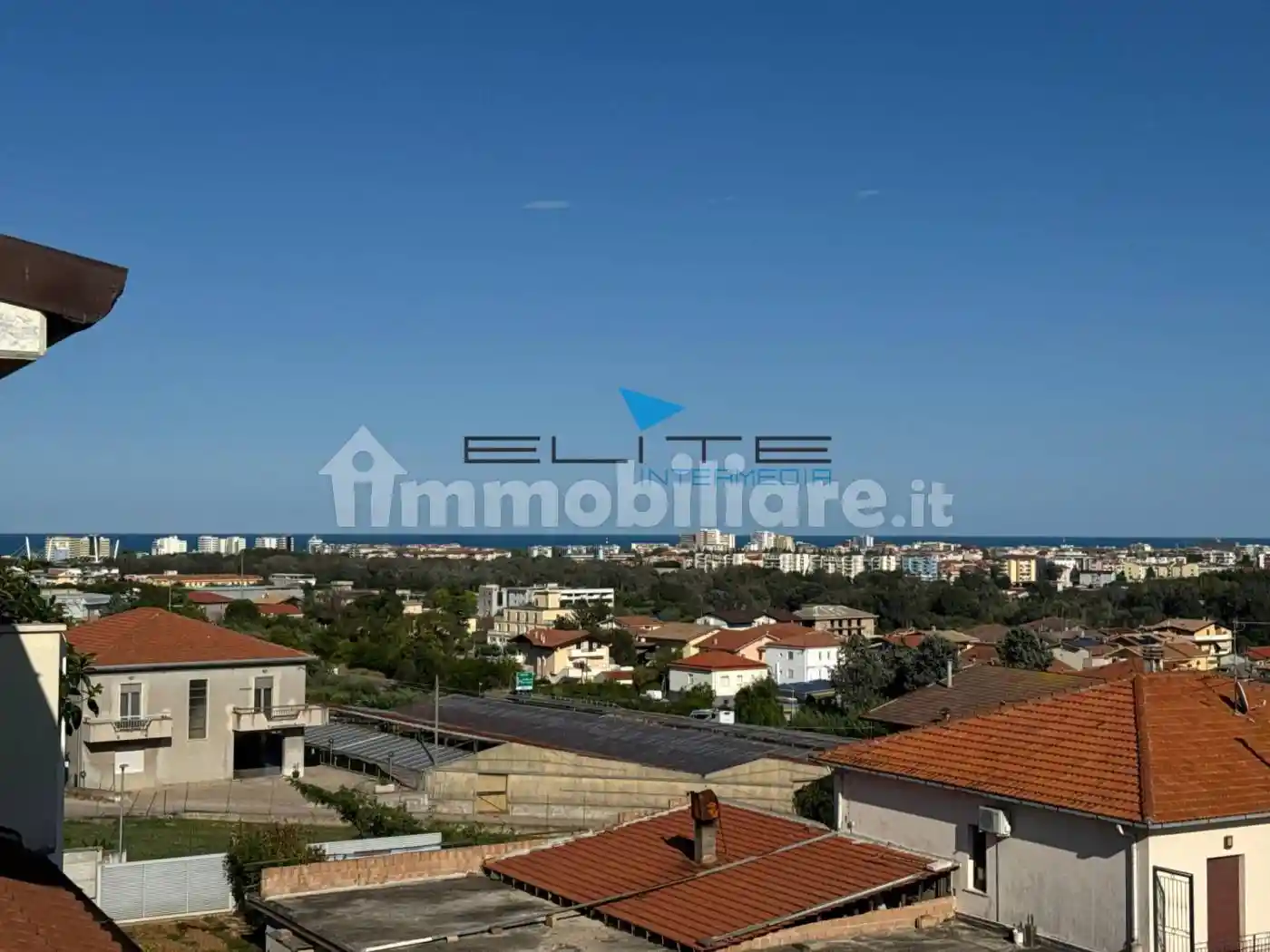 Villa bifamiliare Strada Dei Fiori 72, San Martino Bassa, Città Sant'Angelo - foto 2