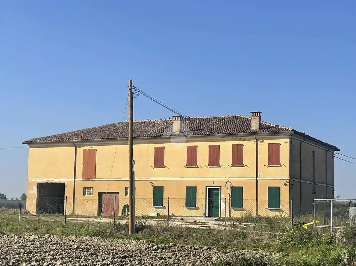 Casa indipendente in vendita a Lugo