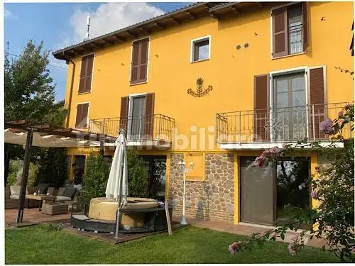 Villa in vendita a Montemarzino