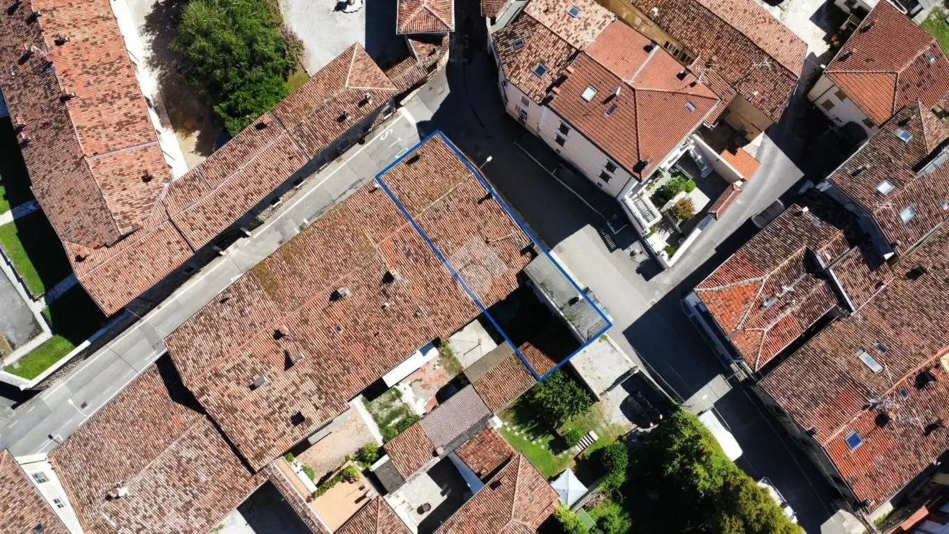 Rustico - Casale in vendita a Bovezzo