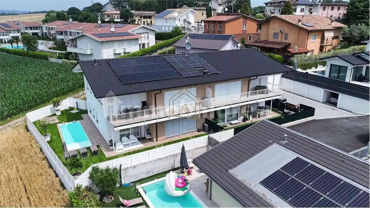 Appartamento in vendita a Desenzano del Garda