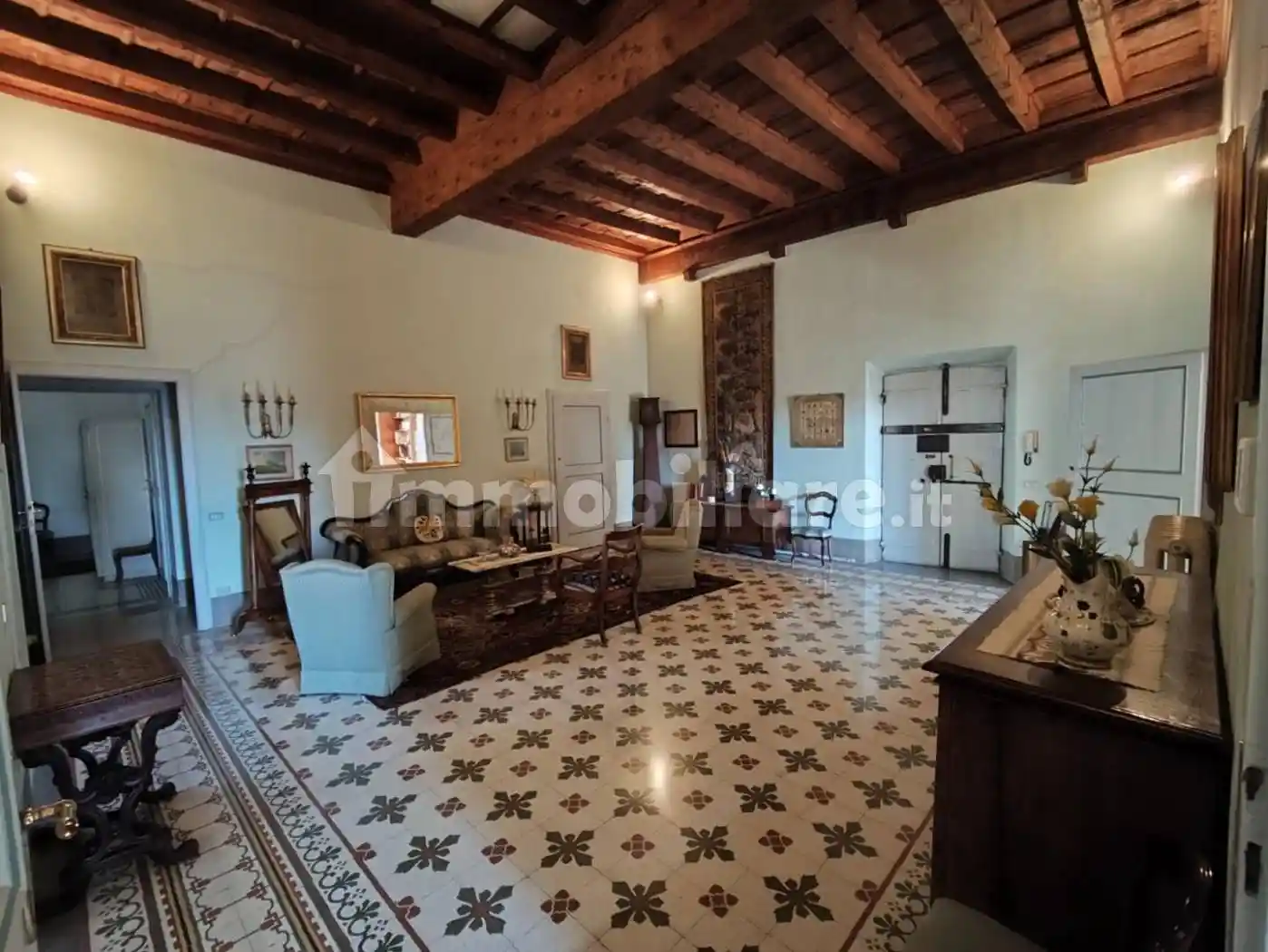 Appartamento in vendita a Lucca