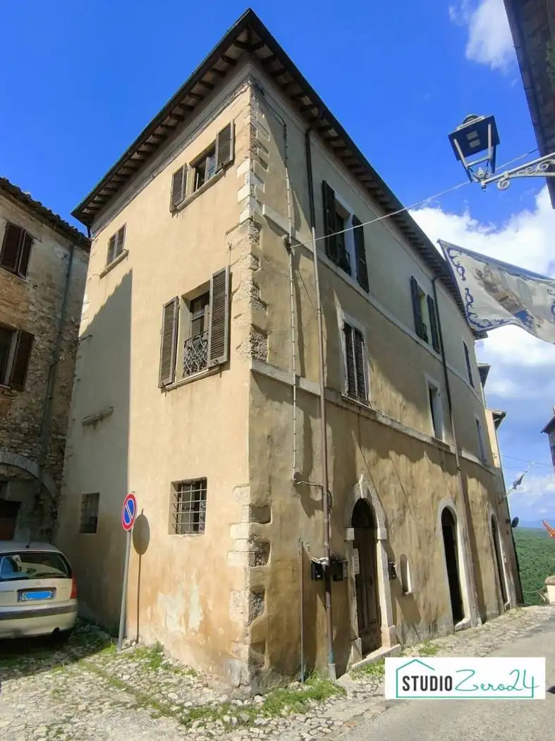 Bilocale su più livelli, Amelia - foto 2