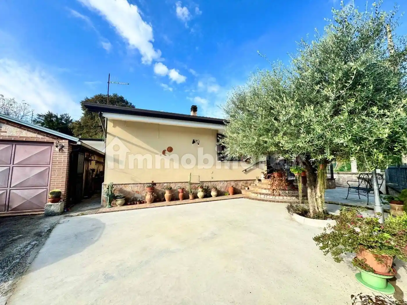 Villa in vendita a Ceccano